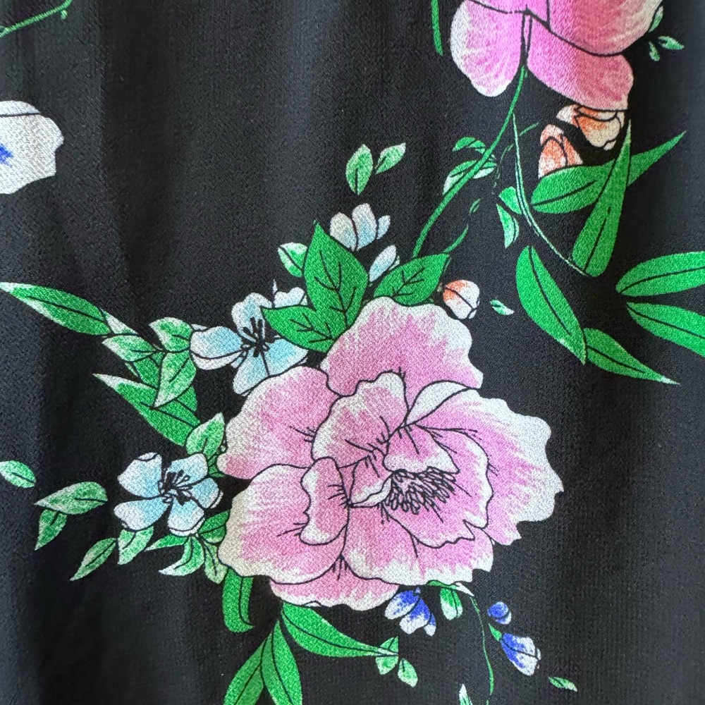 Torrid Floral Black Flowy Wide Leg Sheer Pants with Built‎ in Shorts Size 00 M/L - Picture 5 of 12